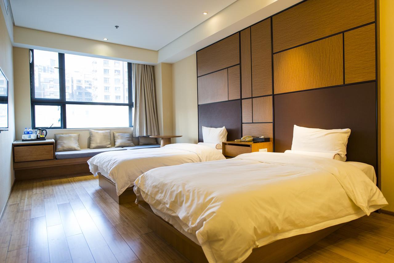 Ji Hotel Shanghai Jiangqiao Wanda Plaza Buitenkant foto